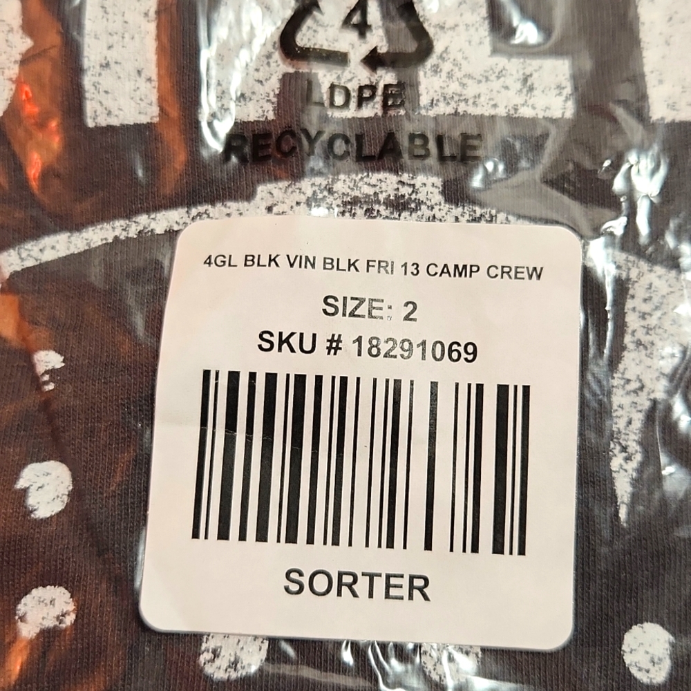 ❤️NWT TORRID FRIDAY THE 13TH JASON VOORHEES TEE HALLOWEEN - PLUS SIZE 2X - Picture 4 of 6